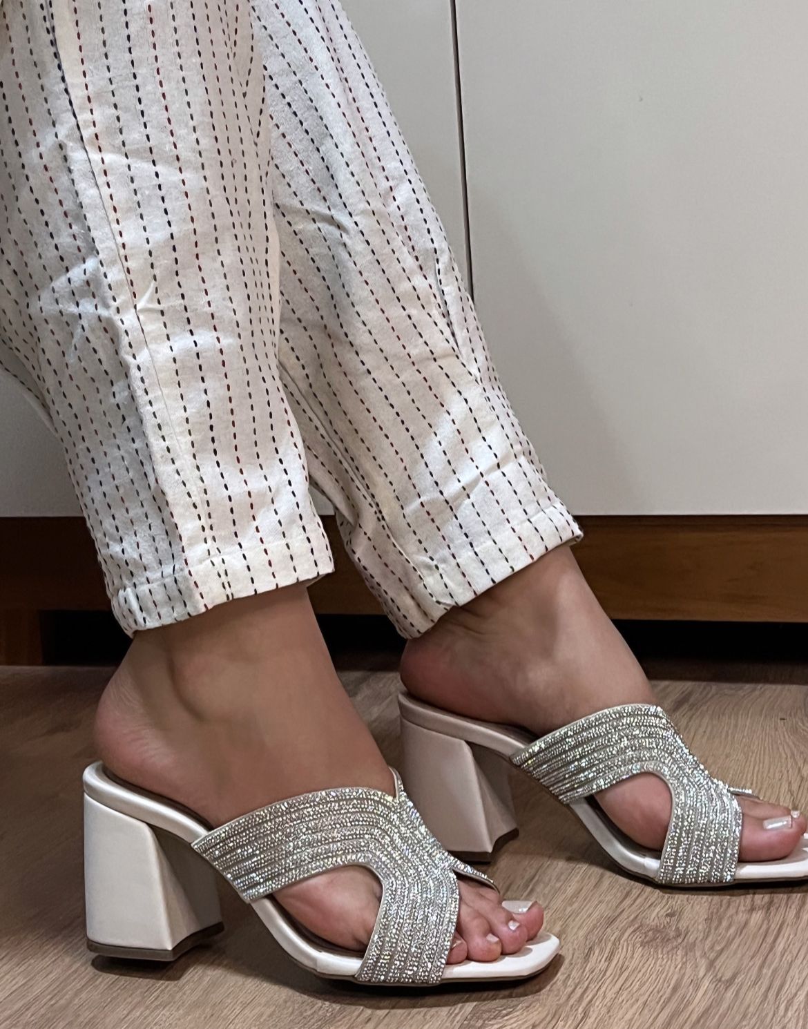 Tamanco de Strass com Brilho