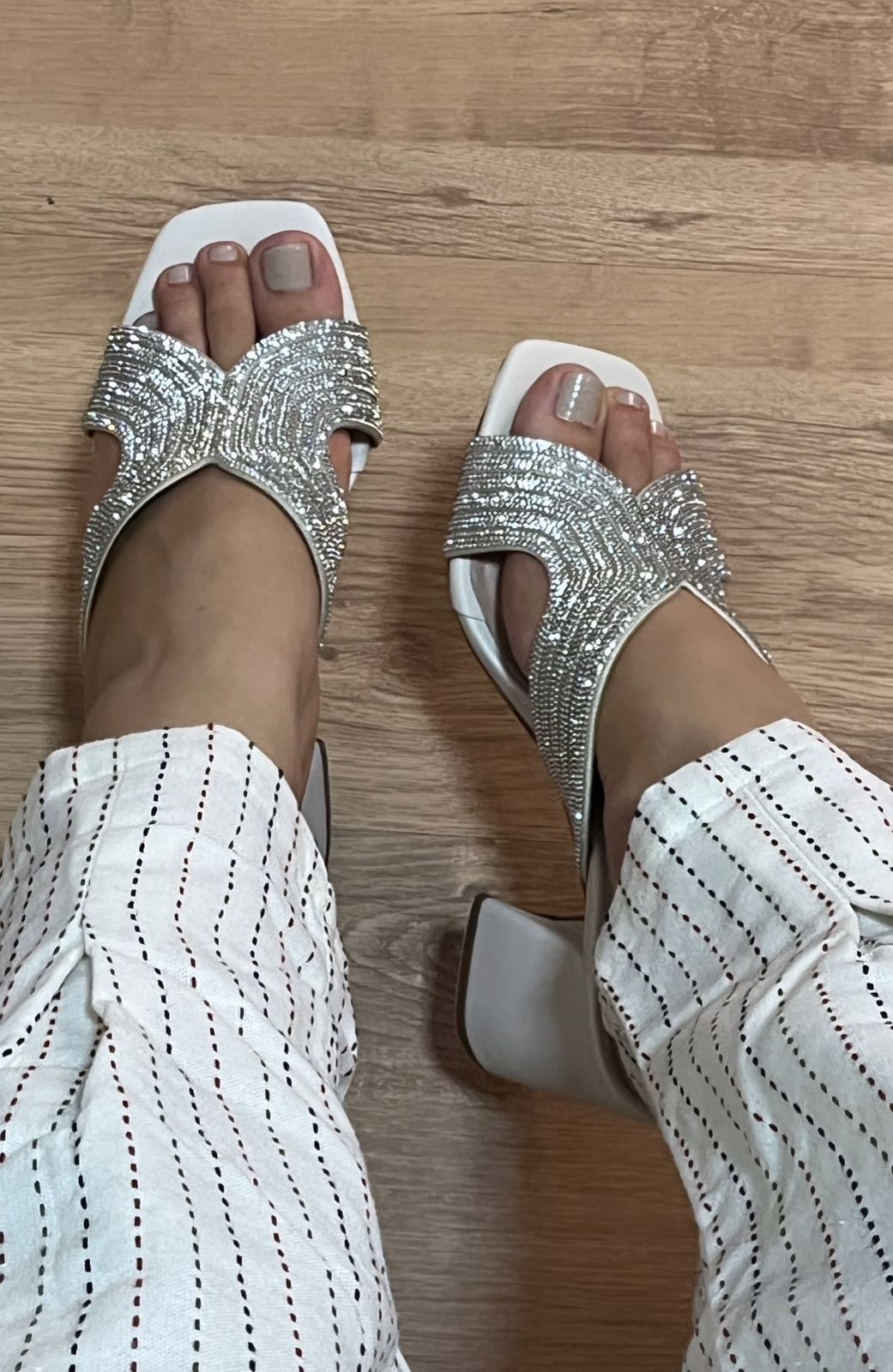 Tamanco de Strass com Brilho